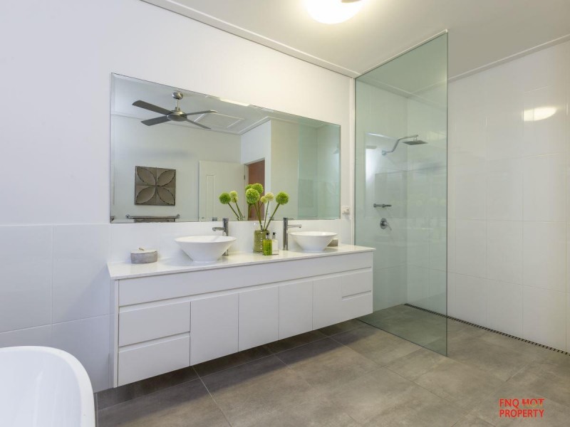 /23 Brindabella Quay, Trinity Park QLD 4879