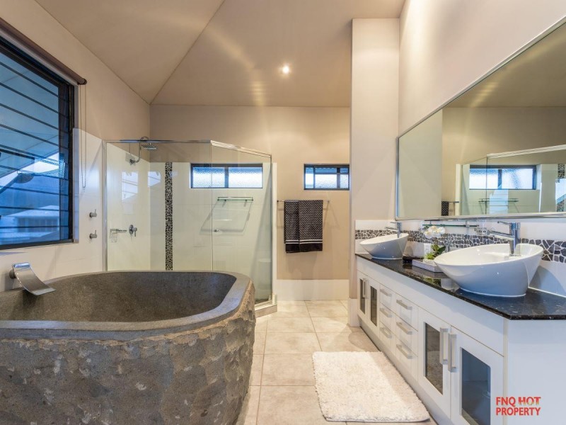 /19 Brindabella Quay, Trinity Park QLD 4879