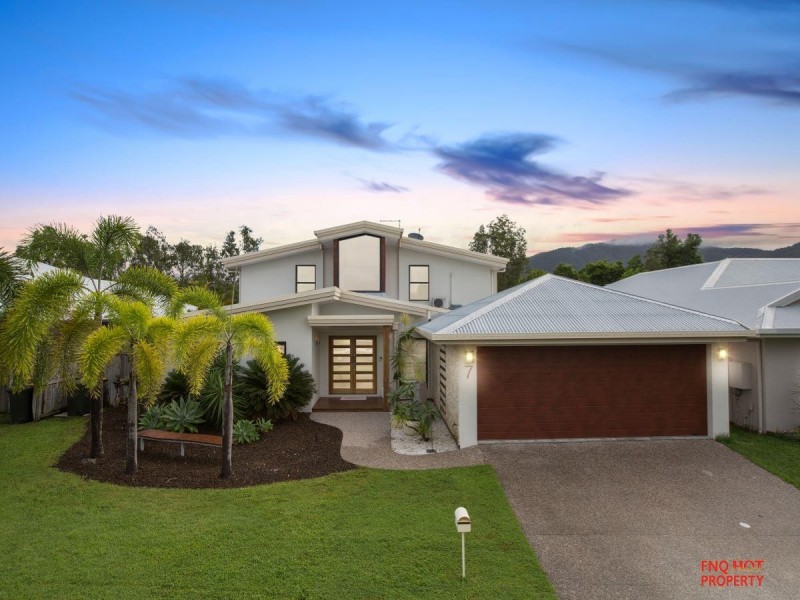 /7 Icefire Quay, Trinity Park QLD 4879