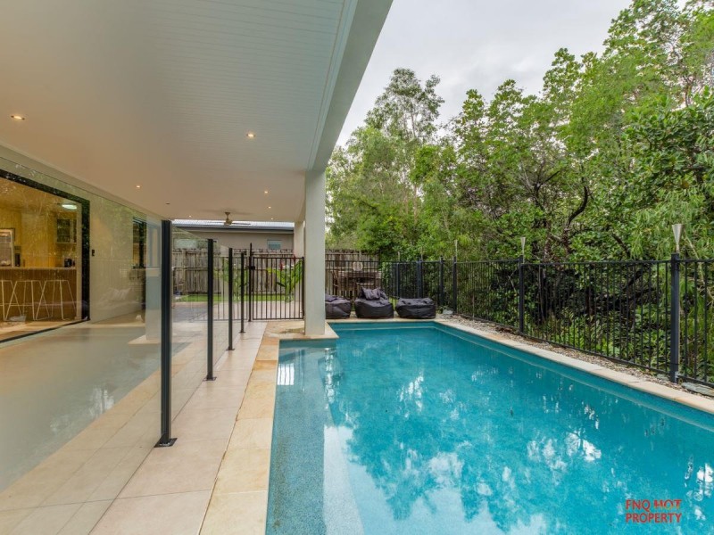 /7 Icefire Quay, Trinity Park QLD 4879
