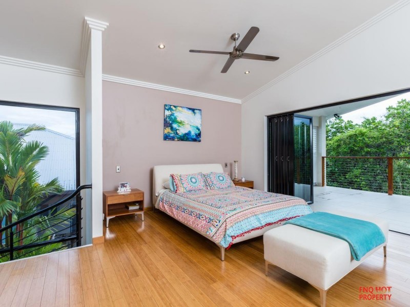 /7 Icefire Quay, Trinity Park QLD 4879