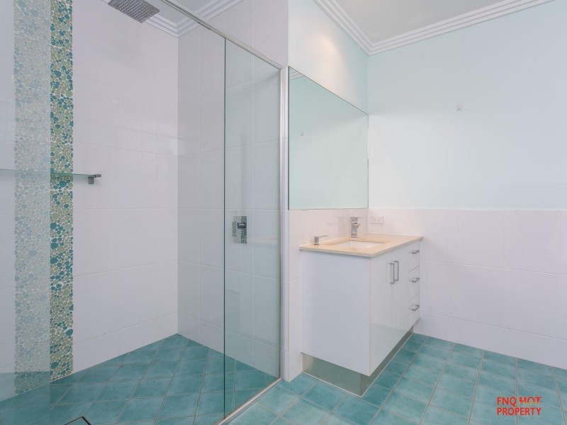 /127 Harbour Drive, Trinity Park QLD 4879