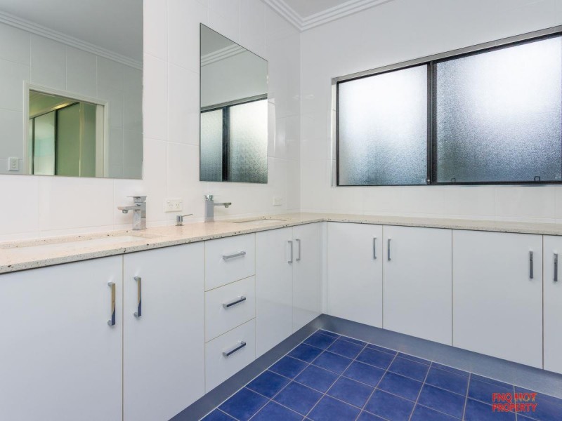 /127 Harbour Drive, Trinity Park QLD 4879