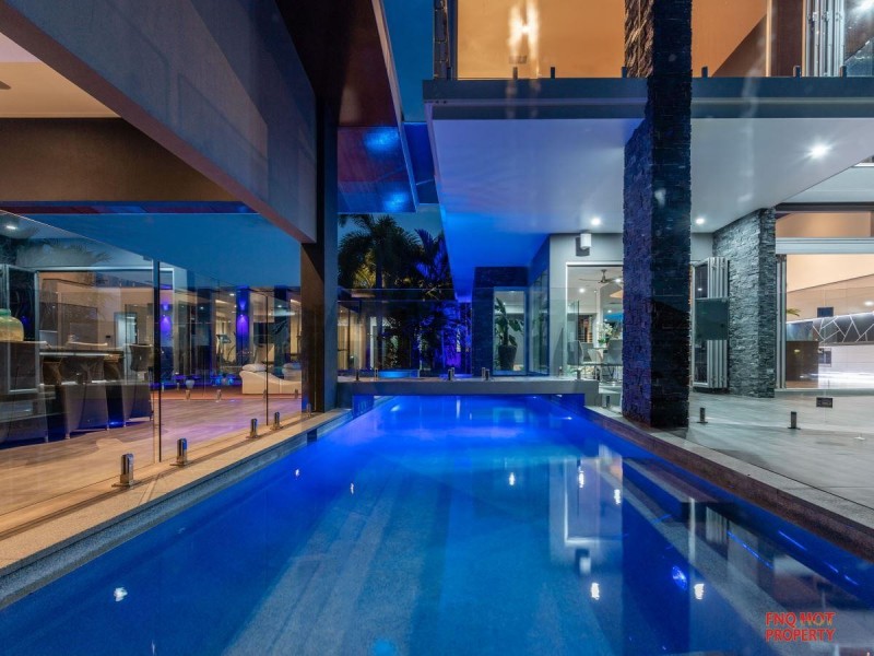 /115-117 Harbour Drive, Trinity Park QLD 4879