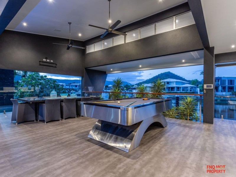 /115-117 Harbour Drive, Trinity Park QLD 4879