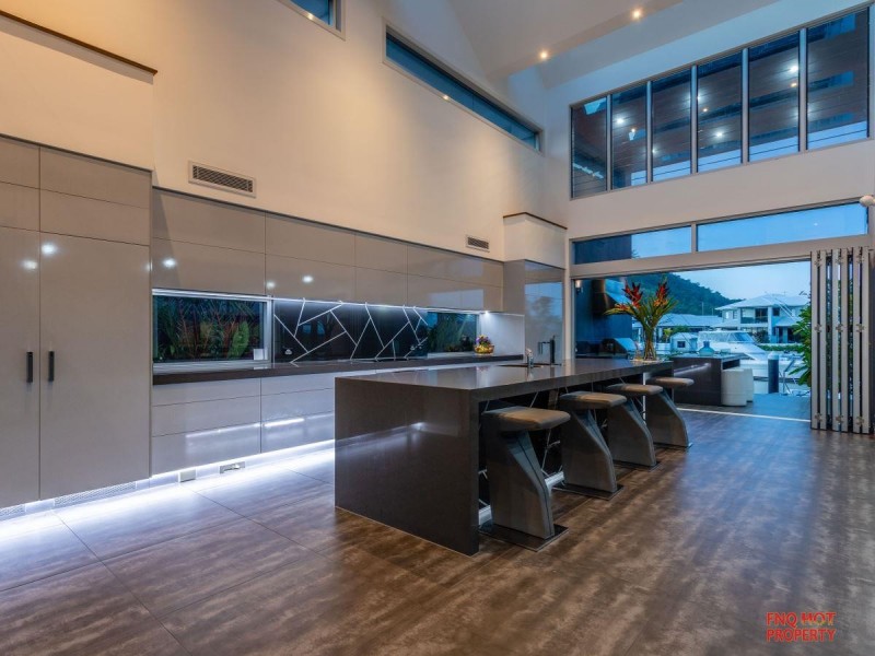 /115-117 Harbour Drive, Trinity Park QLD 4879