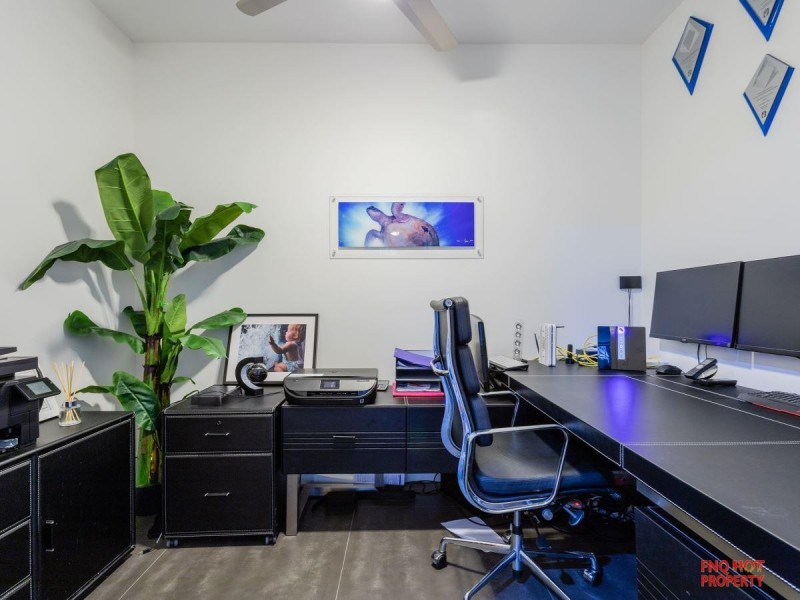 /115-117 Harbour Drive, Trinity Park QLD 4879