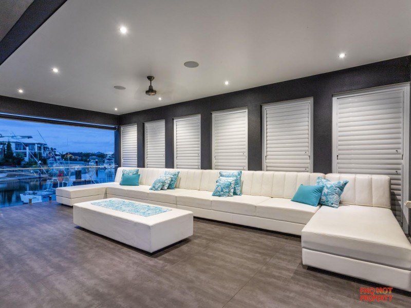 /115-117 Harbour Drive, Trinity Park QLD 4879