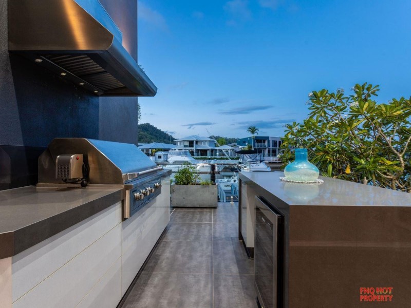 /115-117 Harbour Drive, Trinity Park QLD 4879