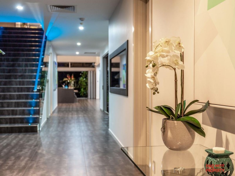 /115-117 Harbour Drive, Trinity Park QLD 4879