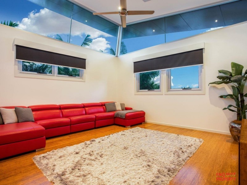 /115-117 Harbour Drive, Trinity Park QLD 4879