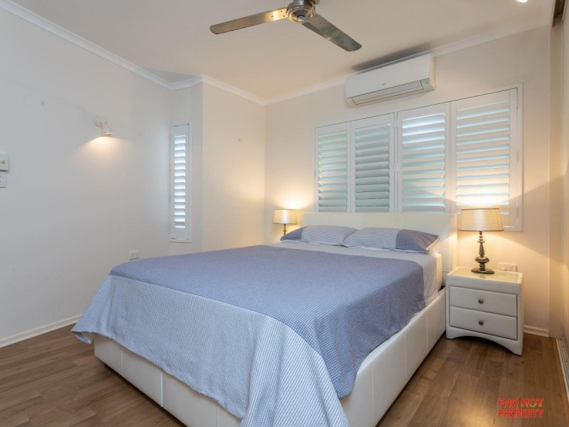 2/105-107 Collins Avenue, Edge Hill QLD 4870