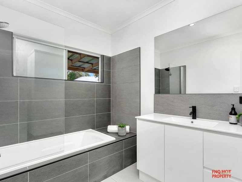 /74-76 Cottesloe Drive, Kewarra Beach QLD 4879