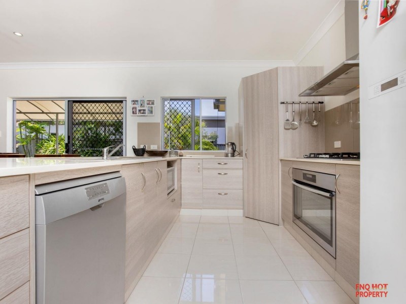 /46 Harbour Drive, Trinity Park QLD 4879