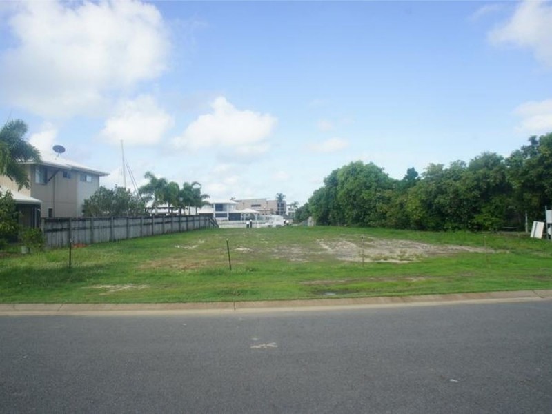 /103 Harbour Drive, Trinity Park QLD 4879