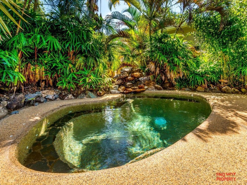 /41 Napier Close, Trinity Park QLD 4879