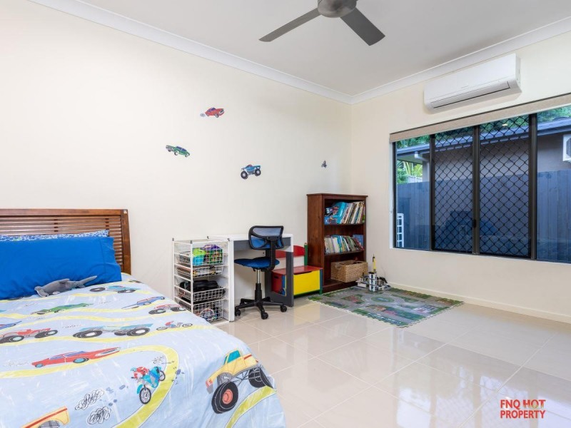 /3 Retreat Close, Palm Cove QLD 4879