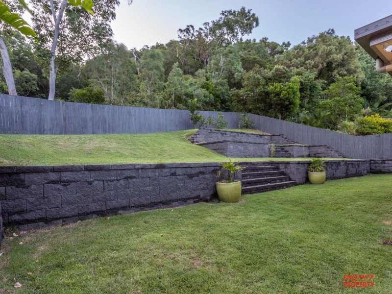 /3 Retreat Close, Palm Cove QLD 4879