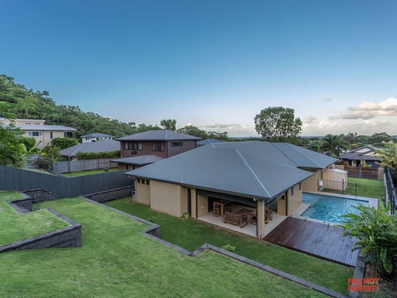 /3 Retreat Close, Palm Cove QLD 4879