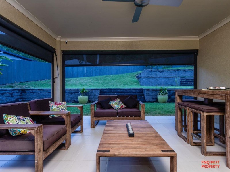 /3 Retreat Close, Palm Cove QLD 4879