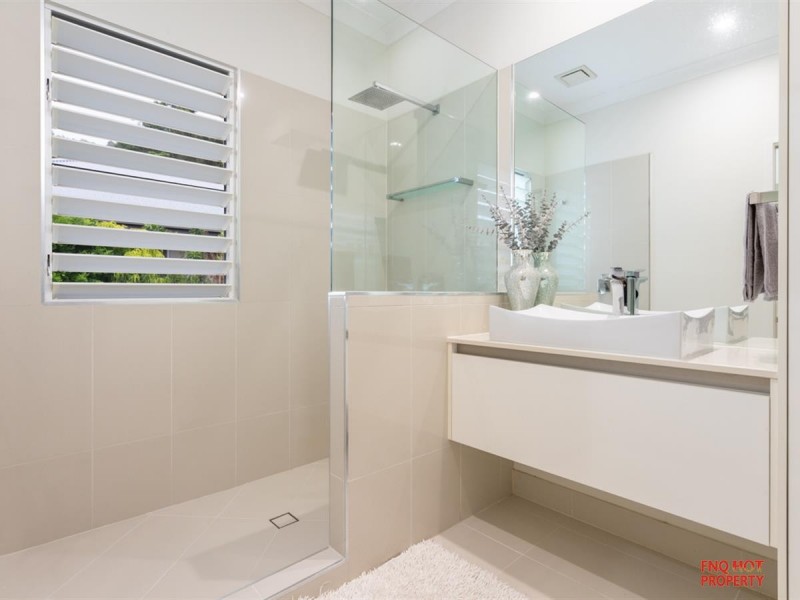 /35 Propeller Court, Trinity Beach QLD 4879