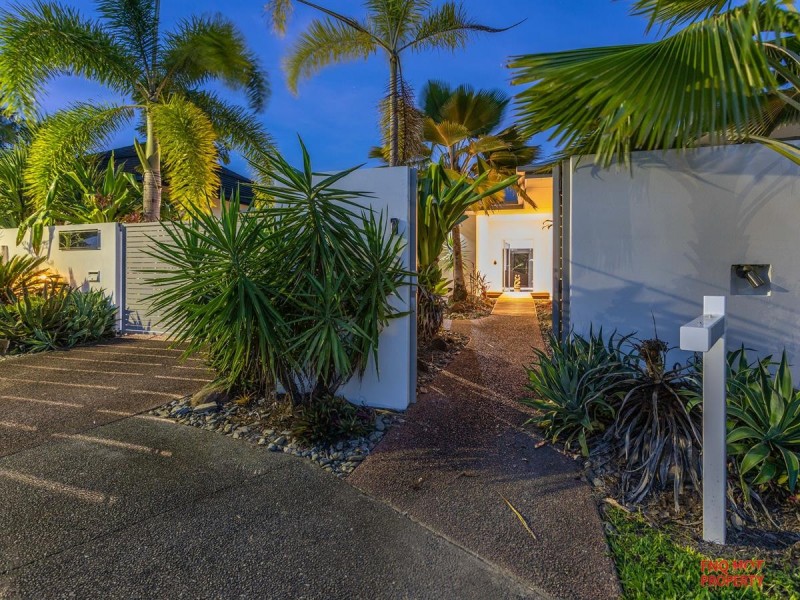 /49 Harbour Drive, Trinity Park QLD 4879