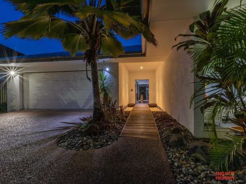 /49 Harbour Drive, Trinity Park QLD 4879