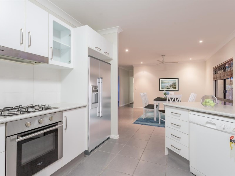 /23 Seclusion Drive, Palm Cove QLD 4879