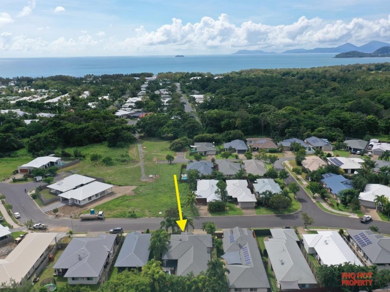 /23 Seclusion Drive, Palm Cove QLD 4879