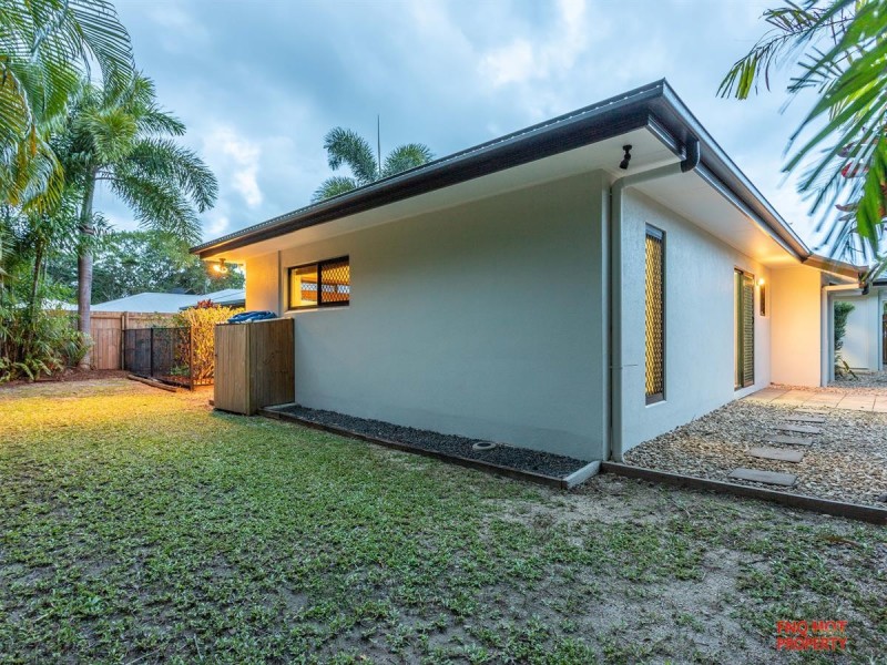 /23 Seclusion Drive, Palm Cove QLD 4879