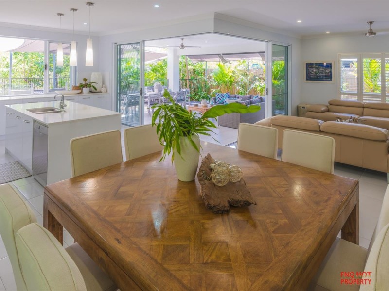 /108 Harbour Drive, Trinity Park QLD 4879