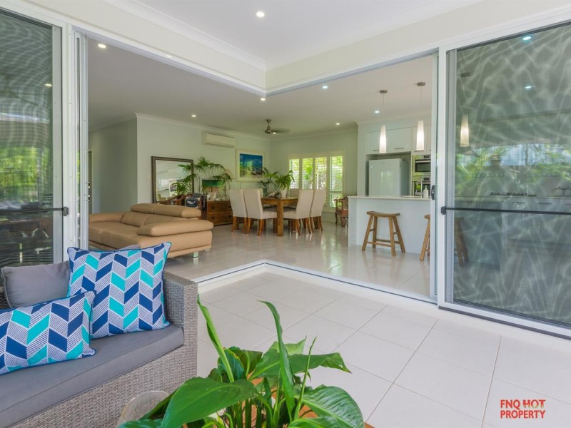 /108 Harbour Drive, Trinity Park QLD 4879