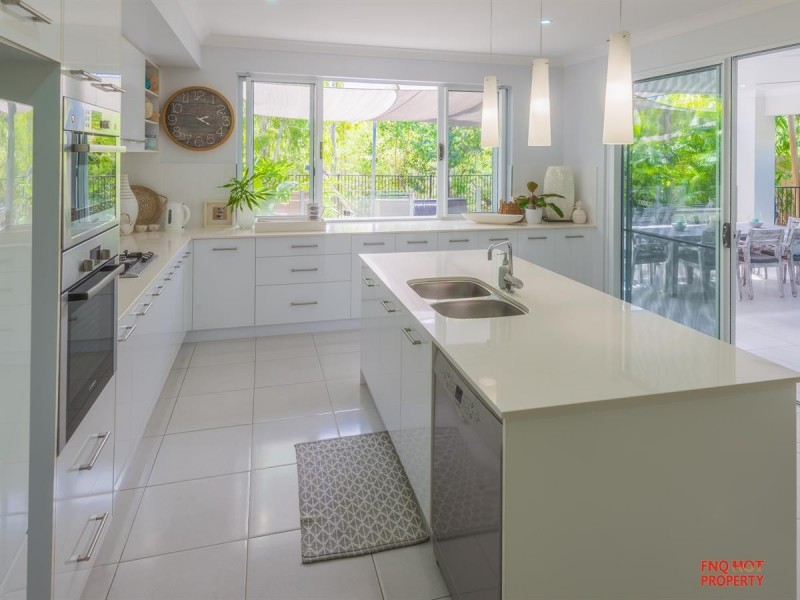 /108 Harbour Drive, Trinity Park QLD 4879