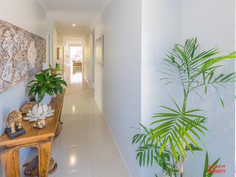 /108 Harbour Drive, Trinity Park QLD 4879