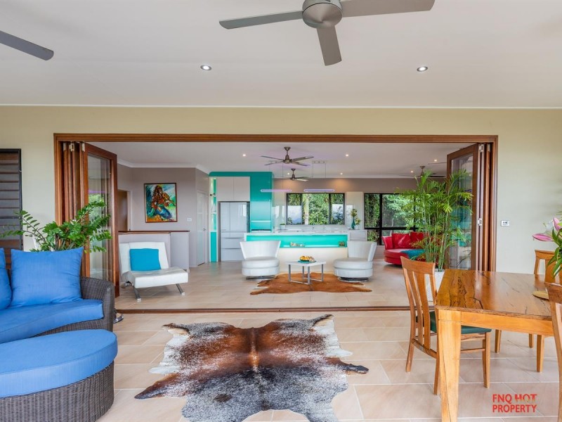 /28 Macarthur Close, Palm Cove QLD 4879