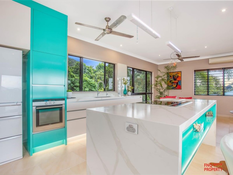 /28 Macarthur Close, Palm Cove QLD 4879