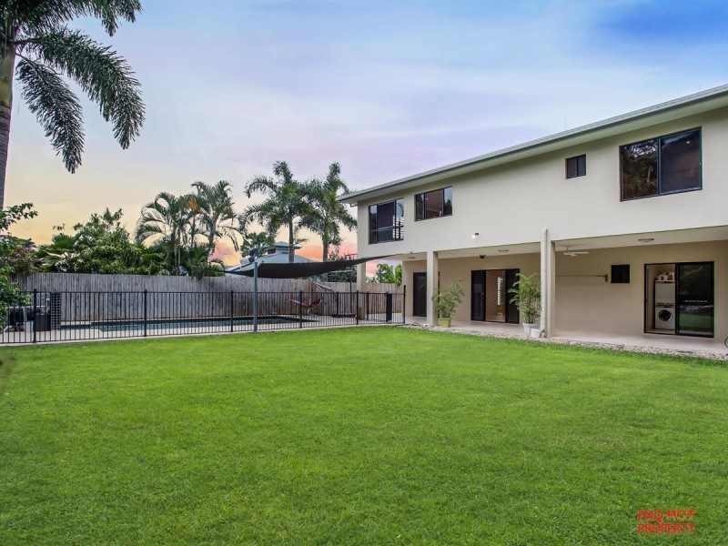 /28 Macarthur Close, Palm Cove QLD 4879