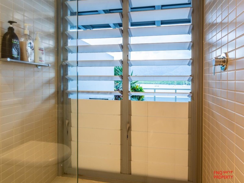 3/1 Marlin Parade, Cairns City QLD 4870