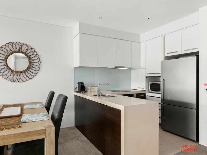 3/1 Marlin Parade, Cairns City QLD 4870