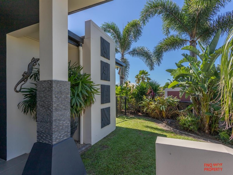 /2 Rossmann Road, Smithfield QLD 4878