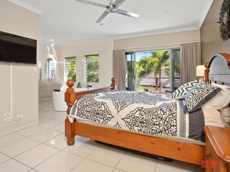 /2 Rossmann Road, Smithfield QLD 4878