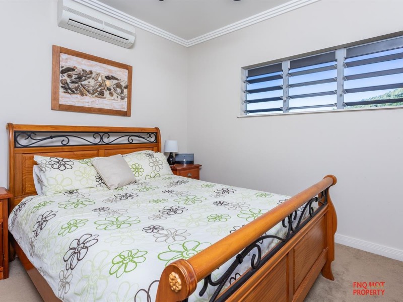 /2 Rossmann Road, Smithfield QLD 4878