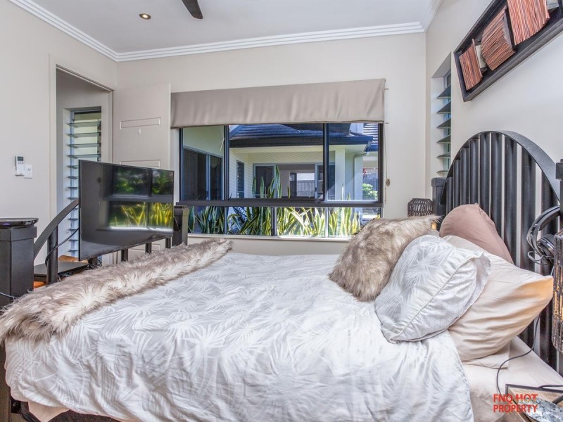 /2 Rossmann Road, Smithfield QLD 4878