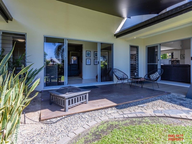 /2 Rossmann Road, Smithfield QLD 4878