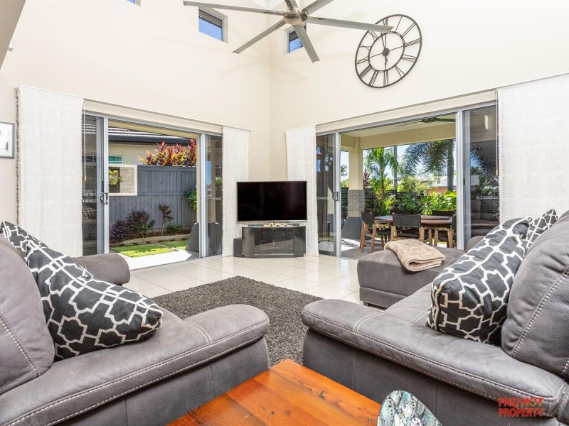 /2 Rossmann Road, Smithfield QLD 4878