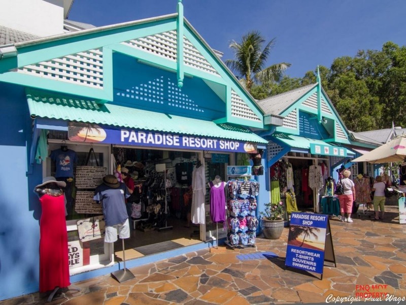 /3 Kurt Close, Palm Cove QLD 4879