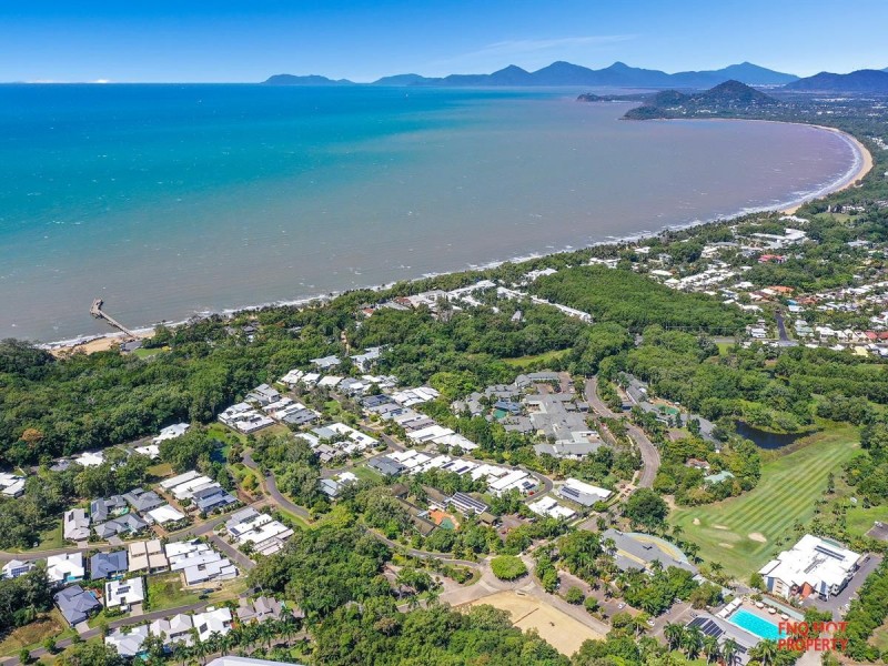 /6L Coral Coast Drive, Palm Cove QLD 4879