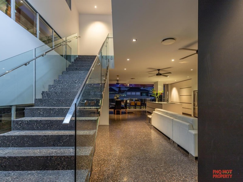 /43 Harbour Drive, Trinity Park QLD 4879