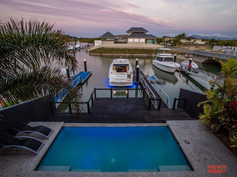 /43 Harbour Drive, Trinity Park QLD 4879