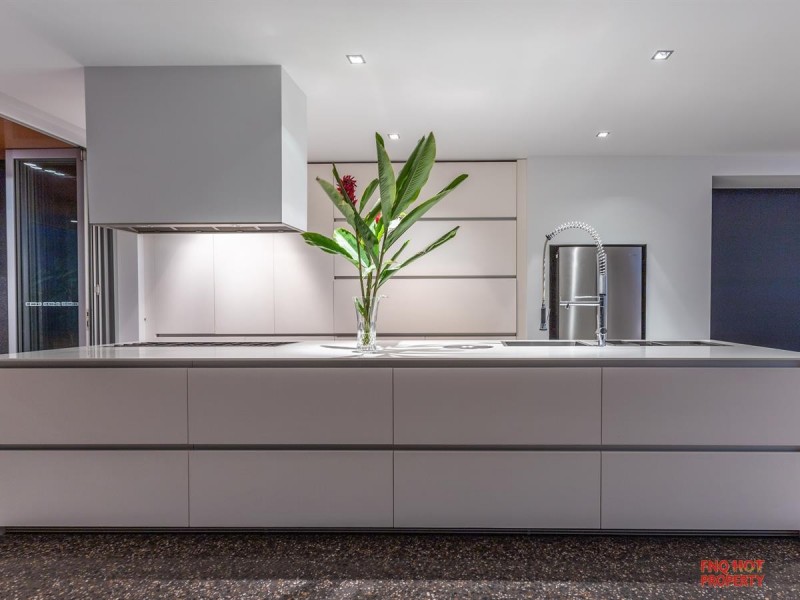 /43 Harbour Drive, Trinity Park QLD 4879